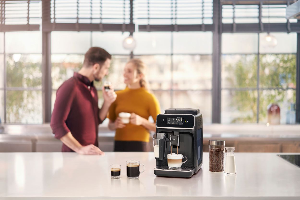 Philips 2200 Series - Máquina de café espresso totalmente automática -  Espumador de leche LatteGo, 3 variedades de café y filtro de agua PHILIPS
