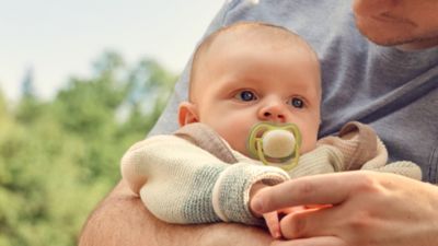 Kūdikio odelė kvėpuoja dėl papildomų didelių skylių orui