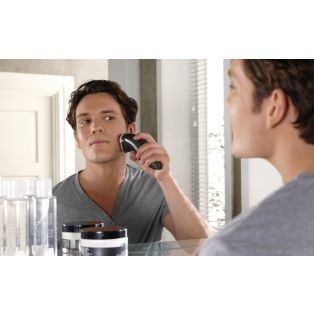 Shaver series 5000 PowerTouch Rasoio elettrico per rasatura a secco