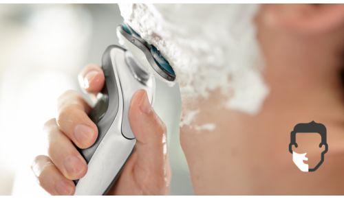 Mit Aquatec erhalten Sie eine angenehme Trocken- oder eine erfrischende Nassrasur