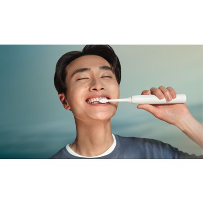 Essential Care for healthy teeth and gums