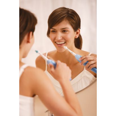 Jemný k dásním, neústupný k zubnímu plaku