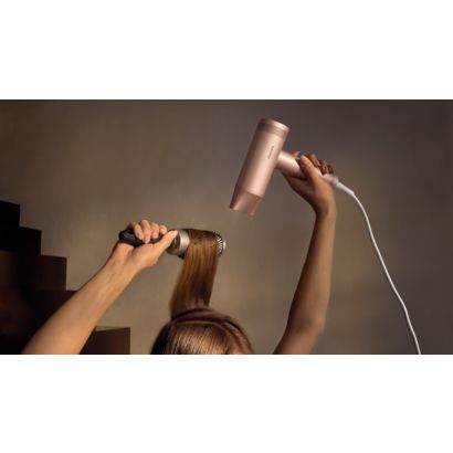 Най-бързо действащият ни сешоар досега