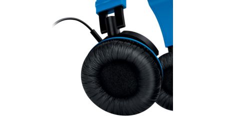 Adjustable earshells and headband fits the shape of any head