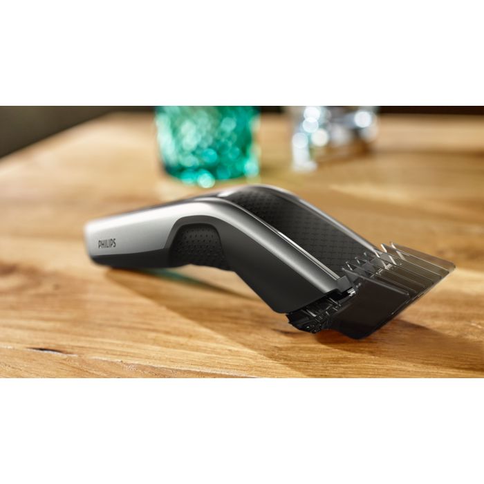 Philips Hairclipper Series 5000 Washable hair clippers with 4 accessories HC5630 13 Philips