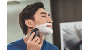 Choose a convenient dry or refreshing wet shave