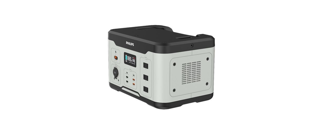 適用露營等戶外活動的可攜式行動電源