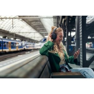 Sleek style. Great sound.