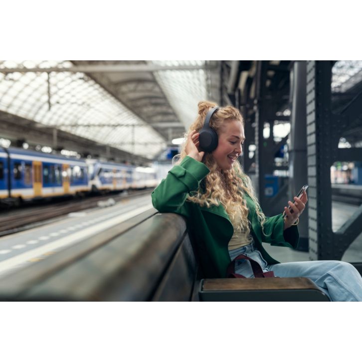 Sleek style. Great sound.