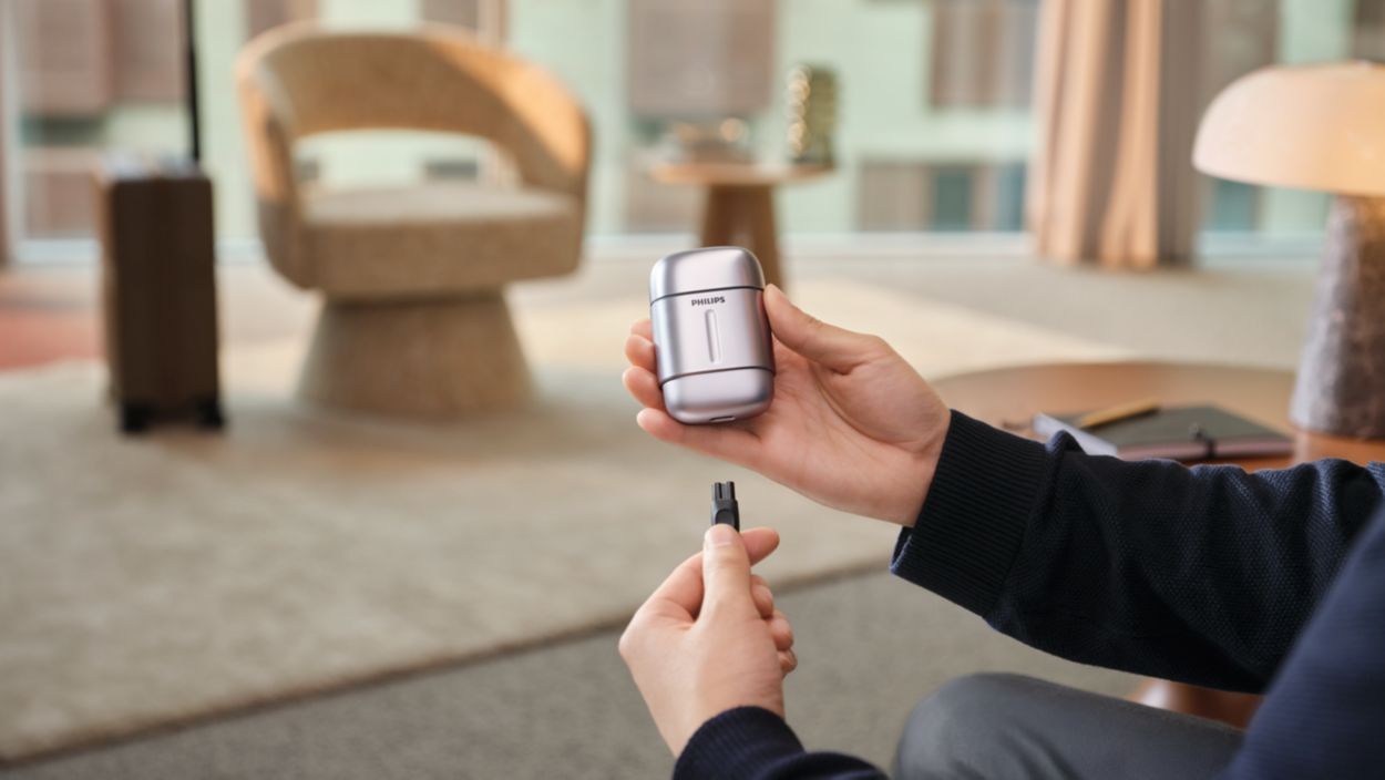 脱毛・除毛 PHILIPS 700series S793/06 Philips Shaver 700 Series Wet & Dry Electric Compact Shaver S793