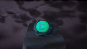 Svítí ve tmě dlouho po zhasnutí světel