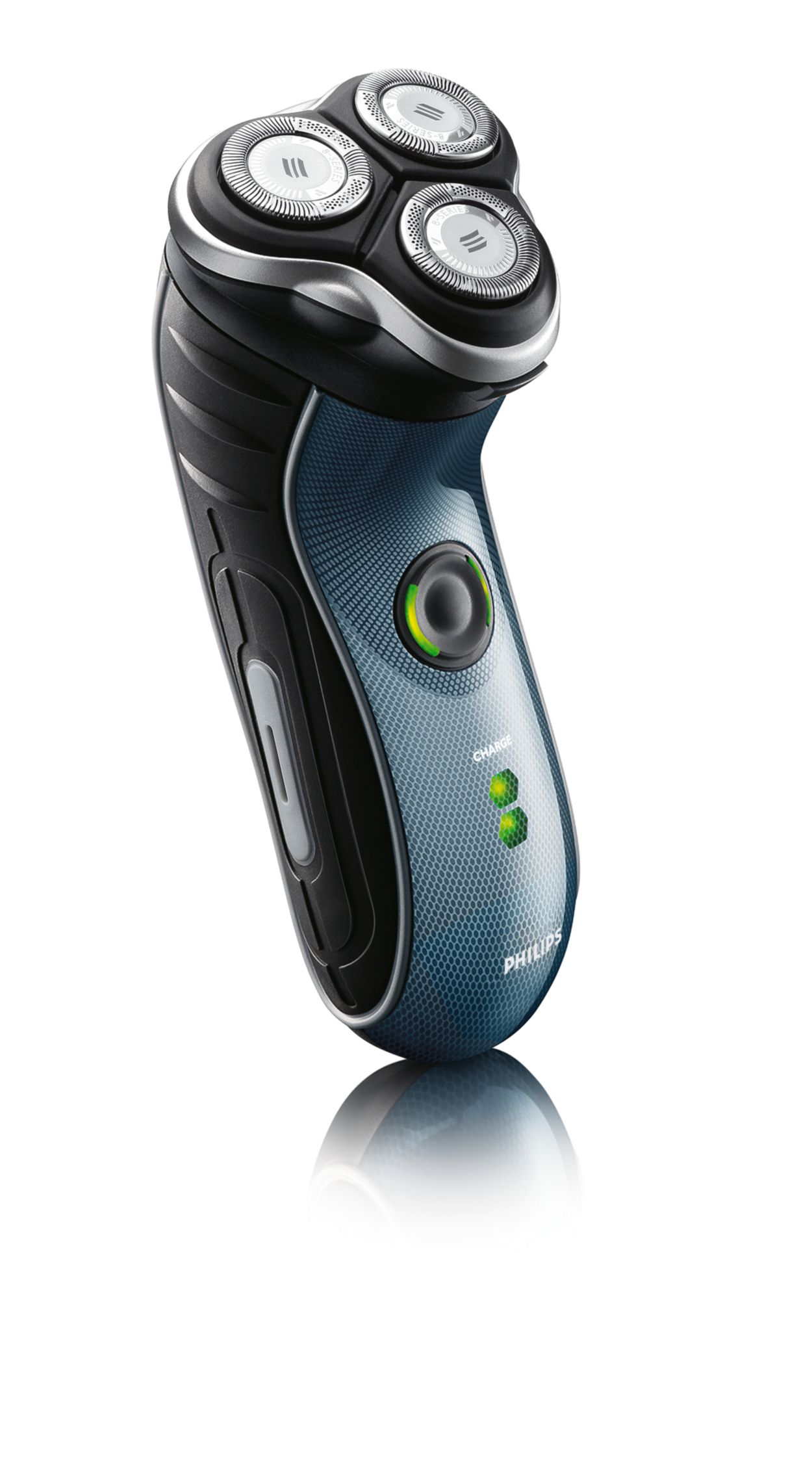 7000 Series Electric shaver HQ7340/17 | Philips