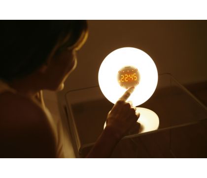 Wake-up Light, la luz despertador de Philips que simula el amanecer •  CASADOMO