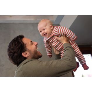 Avent Natural Response Bottle (plastic Air Free Vent) giftset for newborns
