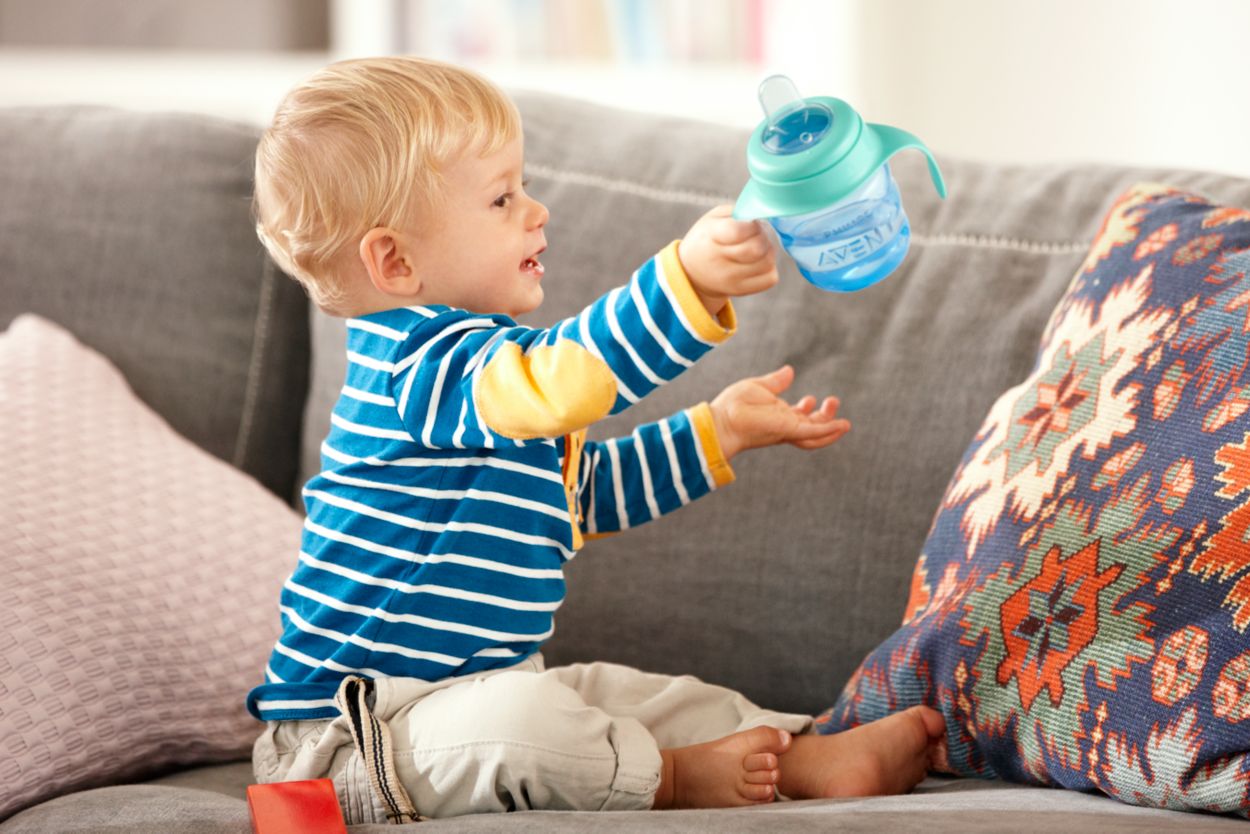 Philips avent sale sipper 6 months