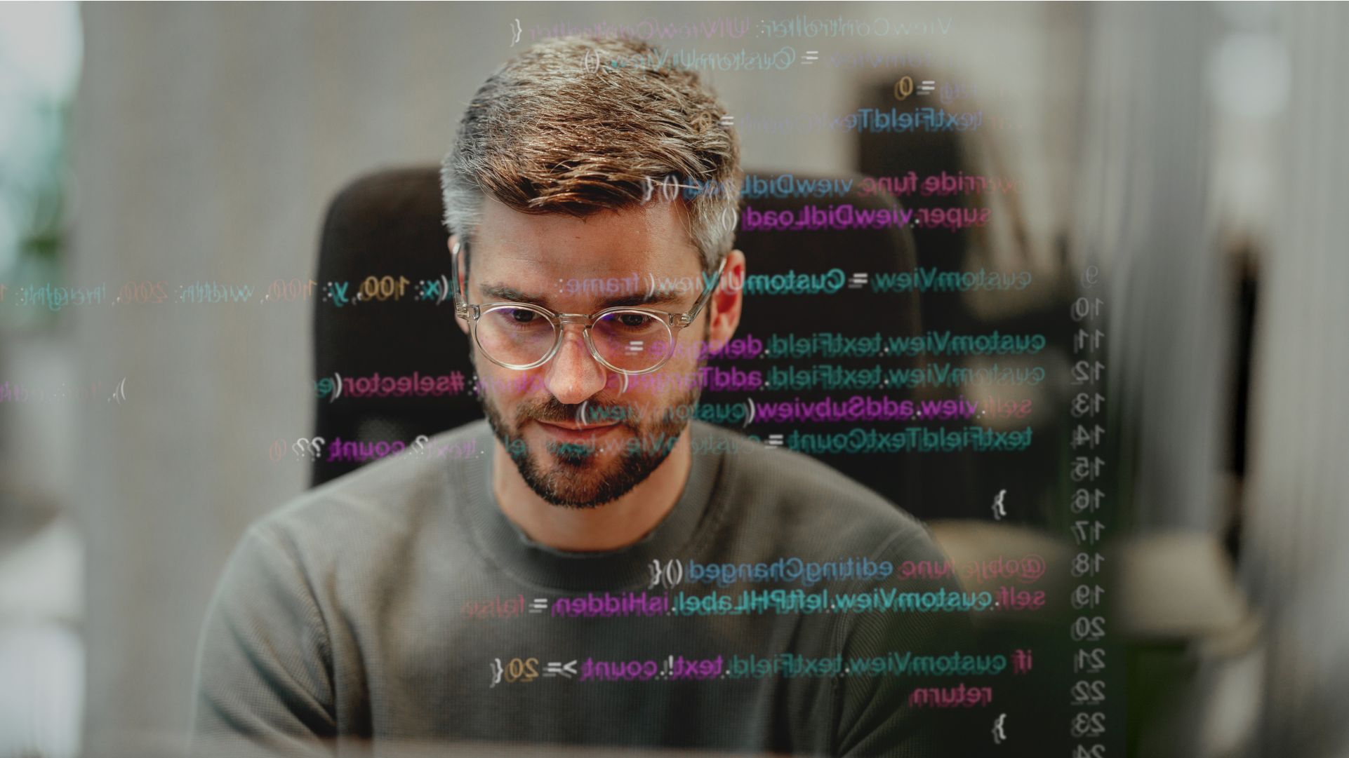 Clinician reviewing HealthSuite Imaging