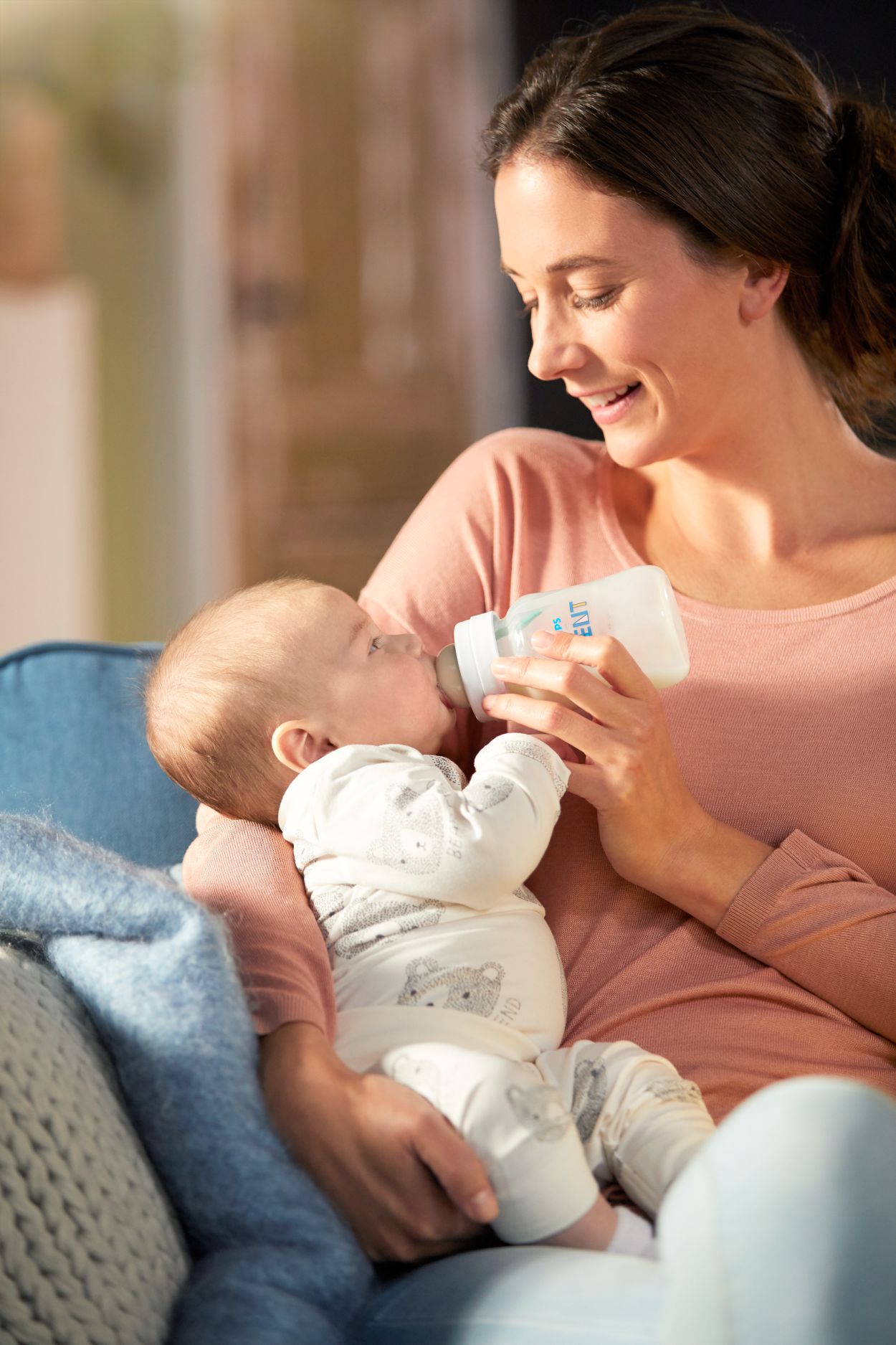 Feed Baby Bottle