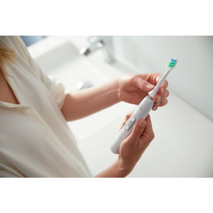 ProtectiveClean 6100 Sonic electric toothbrush HX6876/84