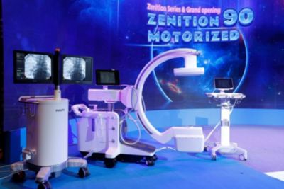 ระบบเครื่องเอกซเรย์ซีอาร์มเคลื่อนที่แบบปรับหมุนด้วยระบบไฟฟ้า Philips Zenition 90 จัดแสดงในงานเทคโนโลยีทางการแพทย์