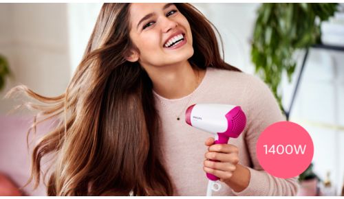 Moc 1400 W umożliwia szybkie i delikatne suszenie