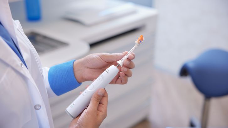 Sonicare Series 6100