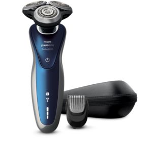 Shaver series 8000 Wet and dry electric shaver