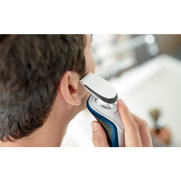 Shaver series 7000 ウェット&ドライ電気シェーバー S7520/12 Shaver series 7000 ウェット&ドライ電気シェーバー S7520/12