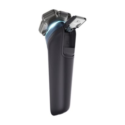 Shaver series 9000 搭载SkinIQ 技术的干湿两用电动剃须刀S9935/50