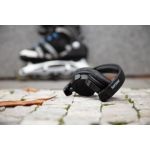 Big bold bass. No distractions.