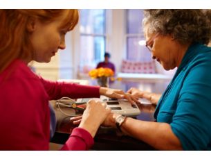 Reduce Readmissions - eTrAC program Telehealth program for the transition to ambulatory care