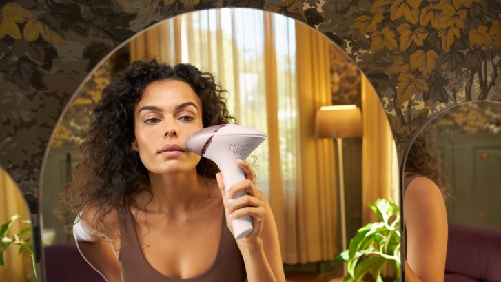 Philips Lumea IPL 9900 Series