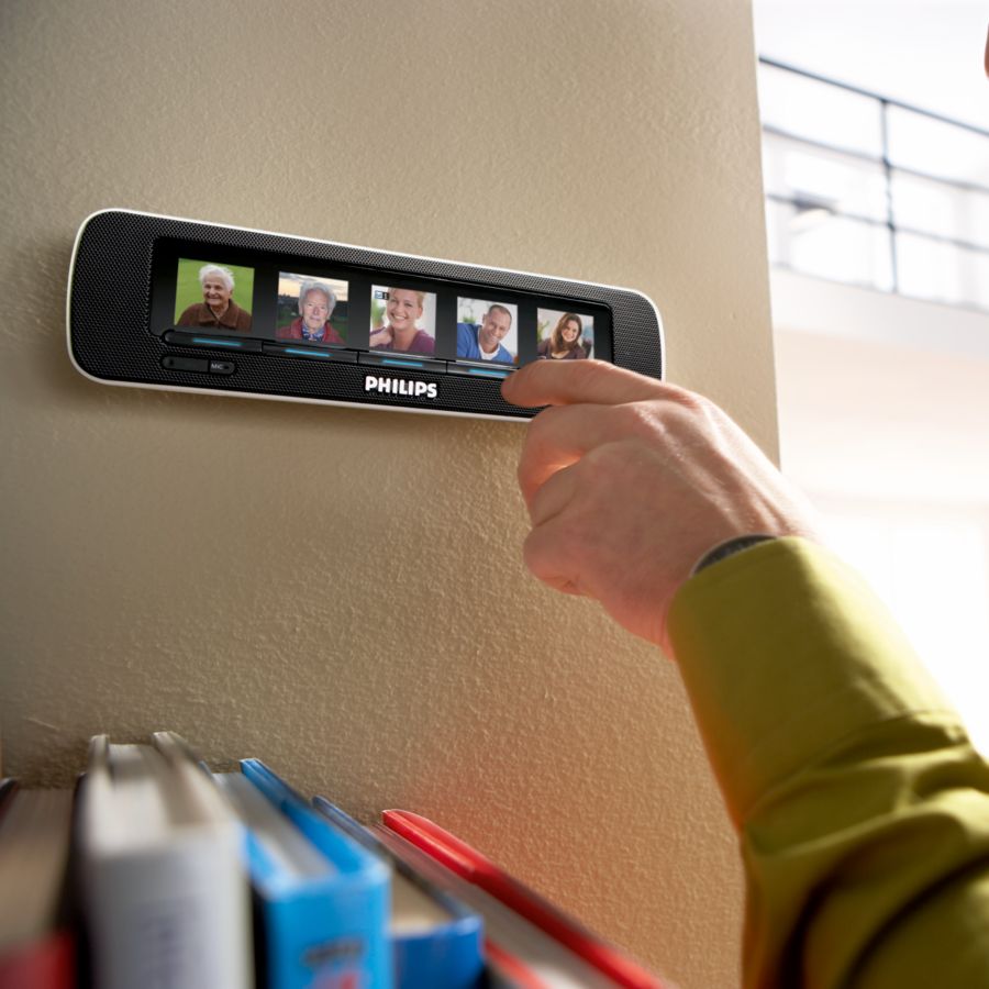 Stylish clock radio with voice messaging