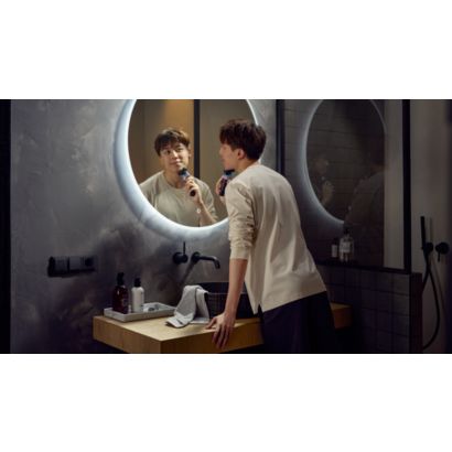 더 강화된 위생*과 피부보호** / Shaving UV Cube와 함께하세요
