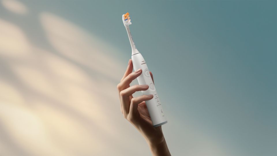 Series 7400 Rechargeable toothbrush HX7428/04 | Sonicare