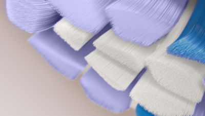 Gentle yet effective cleaning with long, soft bristles