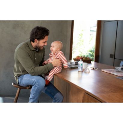 Flows like a breast, aids to reduce feeding issues