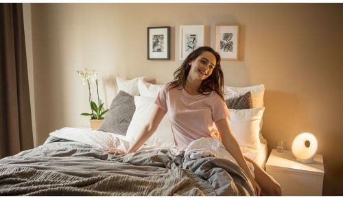 Simuliert einen natürlichen Sonnenaufgang, damit sie erholt aufwachen