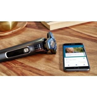Shaver series 7000 Refurbished Wet & Dry electric shaver