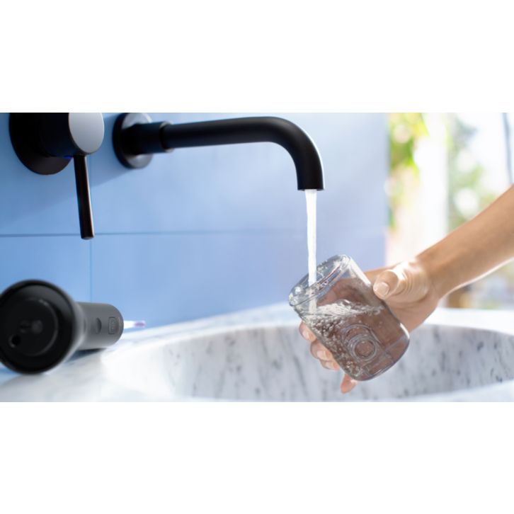 Flossing reinvented with QuadStream technology