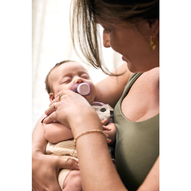 Soothing newborns from day 1