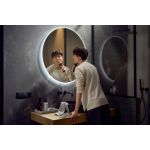 Close shave. Extra skin protection*