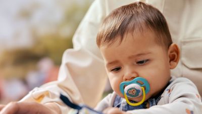 Extra-large airholes let baby's skin breathe