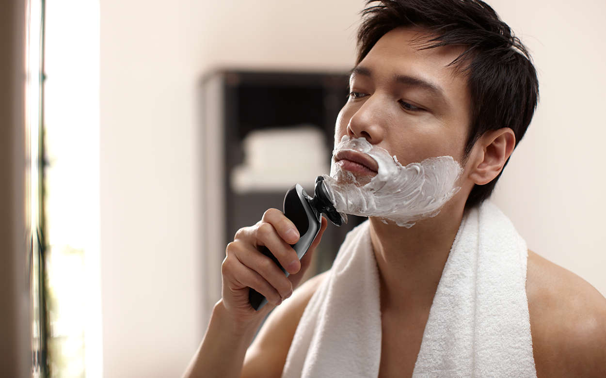 Shaver series 9000 ウェット&ドライ電気シェーバー S9781/31 | Philips