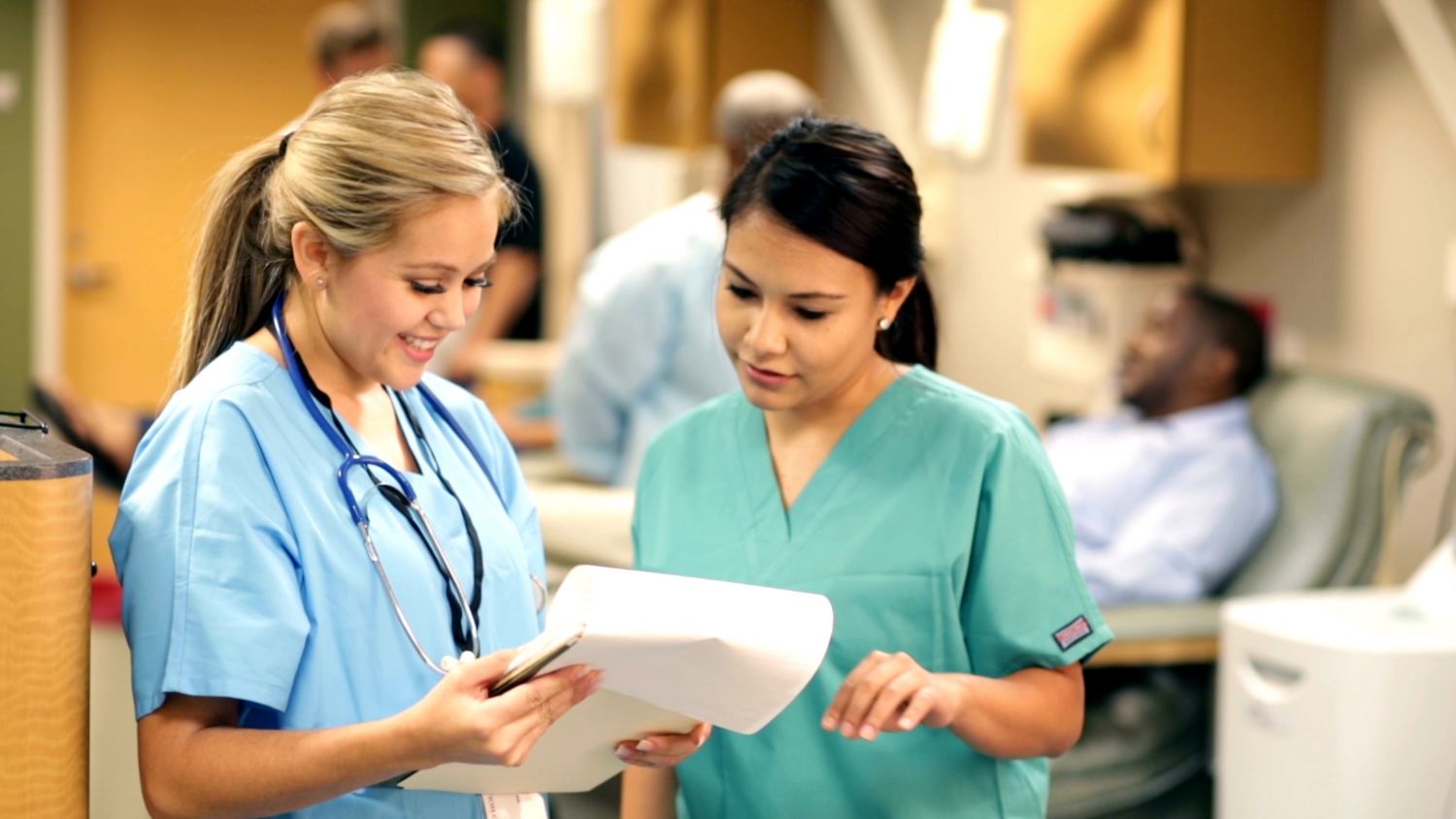 Doctors discussing