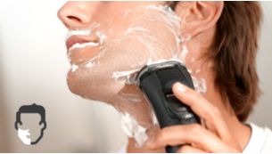 Get a comfortable dry or refreshing wet shave with Aquatec