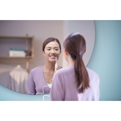 Sonicare Power Flosser 7000