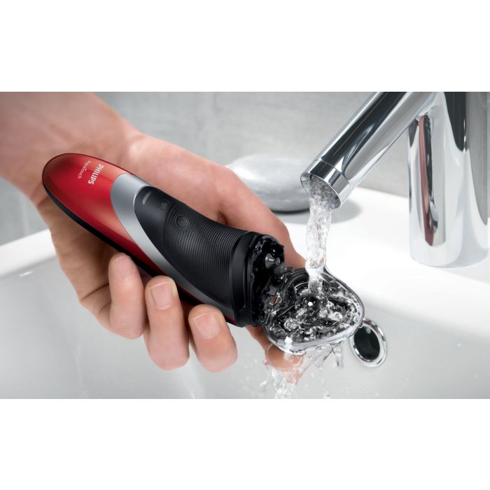 AquaTouch ウェット＆ドライ電気シェーバー AT926/16 | Philips