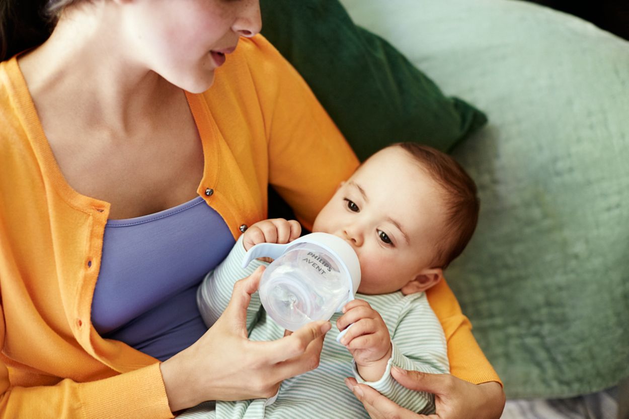 Philips Avent Natural Response Trainer Cup biberon con maniglie