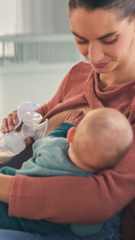 Philips Avent Tire-lait manuel sans BPA, portable et léger, coussin en  silicone souple adaptatif de taille unique (Modèle SCF430/01) : :  Bébé et Puériculture