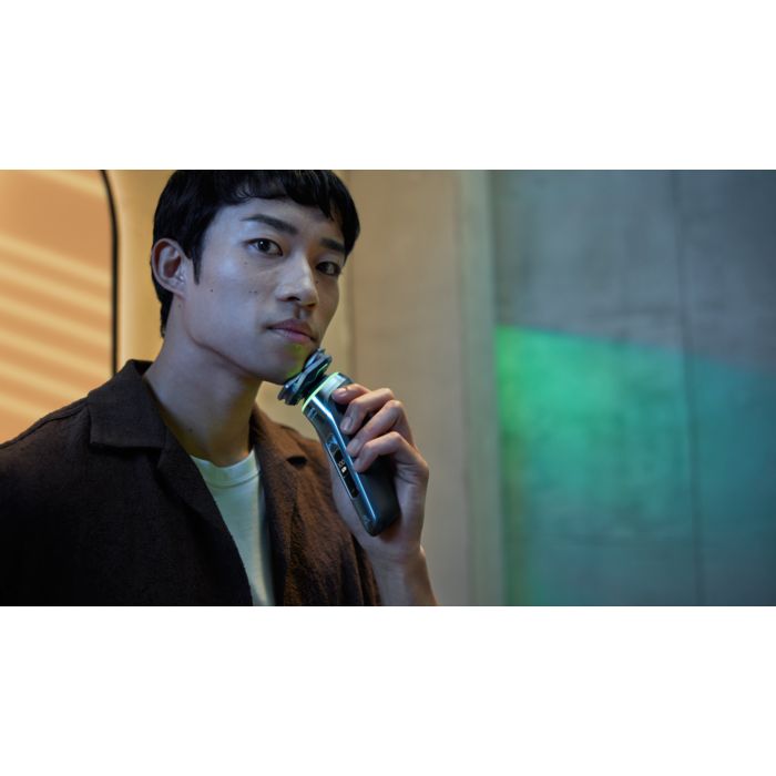 Shaver series 9000 ウェット＆ドライ電動シェーバー S9982/54
